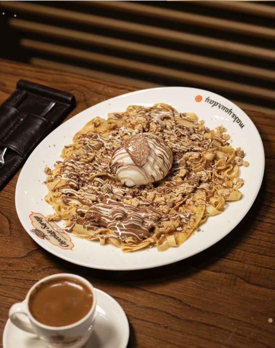 Chocolate crepe platter